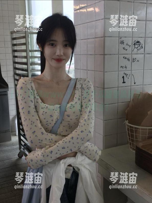 登录www.17，打卡瓜甜蜜肌肤与酸涩心情的奇妙结合！