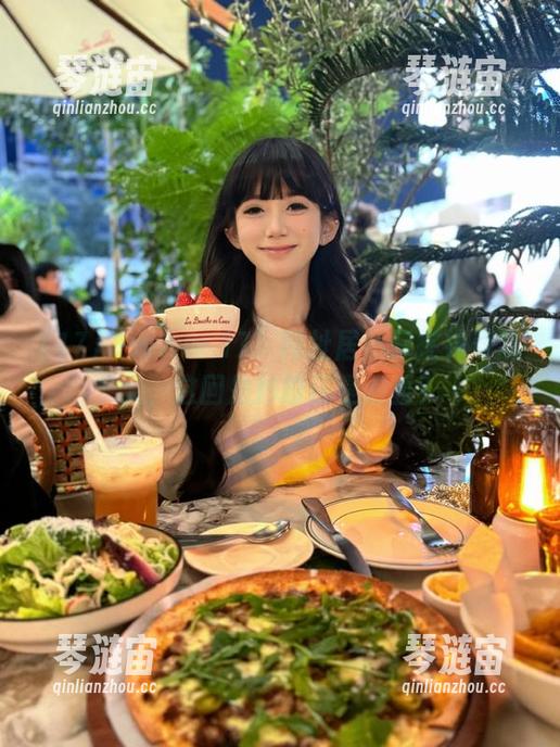17 “www.17”网址居然又在神奇乱入,这回是炒股还是泡面?