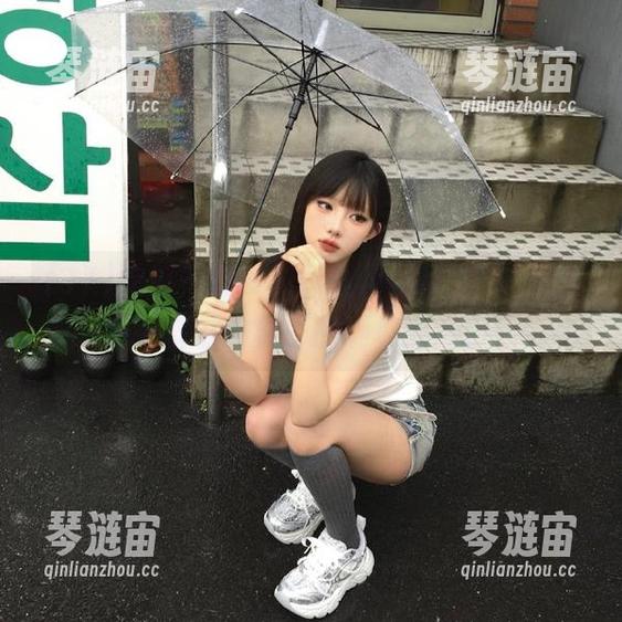 吃瓜不嫌多，下载www.17，提前感受幽默的种子撒满你的心田！
