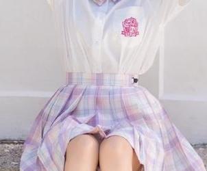 未知的入口在www.17，气氛跟我一样怪怪的，哈哈！