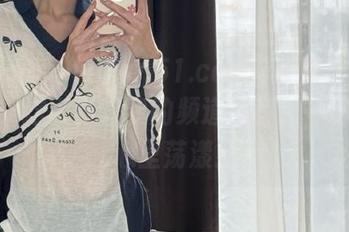 www.51.com苹果版：我敢打赌，这会影响我的频道推荐，一颗瓜在心里荡漾！