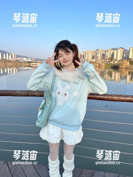 “51cg4”有个规矩，永不迷路的狗仔都在这坐队，八卦绝不缺位！