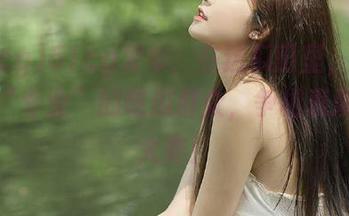 51cg发布：在这瓜田里，大家都是“专业”的吃瓜群众，争相表演吃瓜大赛！