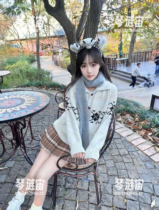 51cn 哇,51cn.com视频里居然有人能做到这样,我是真心不懂!