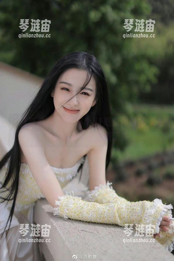 居然有个51吃瓜网地址，从入口进去了我就懵了！