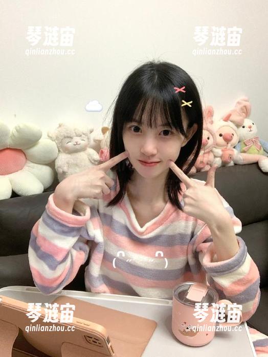56吃瓜fun网站，满屏粘人的八卦，真心挡都挡不住