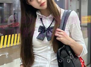 718.sx网页的素材量让人眼界大开，不过有些瓜让我想说，“这也行？”
