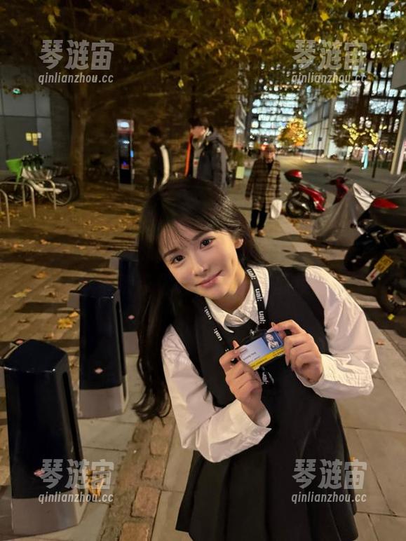 98吃瓜网 瓦解你的无聊时光,98吃瓜网苹果版带你轻松开启吃瓜模式!