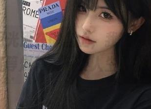 月光洒在键盘上，我在hlw.bet在线等爆料，感受人生百态。