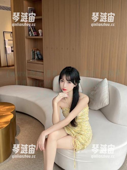 看着“www.吃瓜”的视频，我感觉自己的朋友圈都要被拉入剧里了，大家也是吃瓜不伤钱！