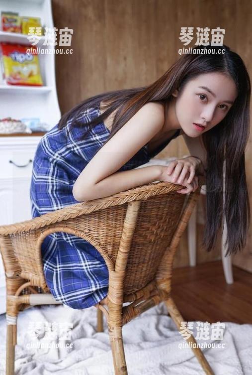 www吃瓜网 “www吃瓜网.top”App,让我怀疑人类对八卦的渴望真的是遗传出来的吧,情绪真是多元...
