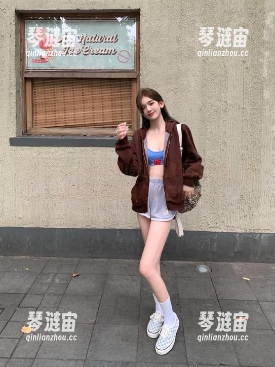 zztt21的传送门像个魔法师，随时变出各种稀奇古怪的瓜！