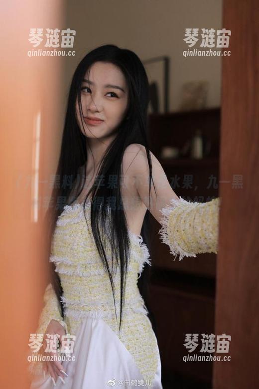 九一黑料 这苹果可不单是水果,九一黑料苹果版惹得我总想热锅上的蚂蚁!