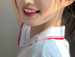 今日吃瓜91直达话题榜，捧着瓜我承认有点小小上头…