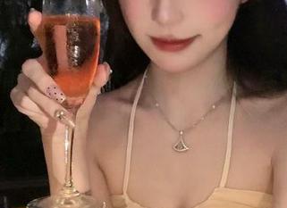 直达今日黑料网，感觉自己像是个坐等爆料的吃瓜群众。