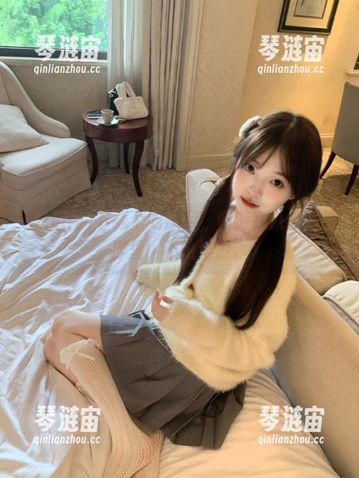 下载个吃瓜网，畅游在八卦的海洋里，不怕淹没。