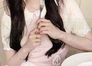 吃瓜网苹果版，朝阳的光辉下，大家都在悄悄说些什么啊！