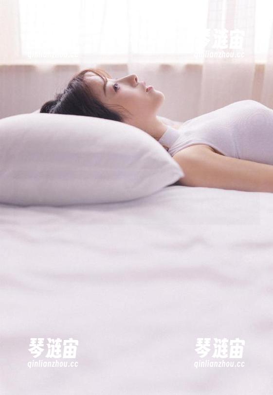 如果你觉得“吃瓜网入口”网址挺无聊，那你一定忘了我还没扒完的瓜！