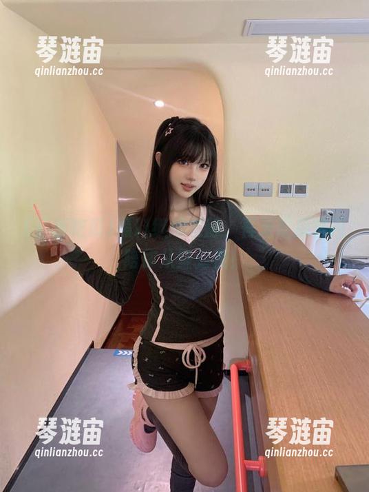 黑料继续发酵，吾爱吃瓜官网陪你从昼到夜！