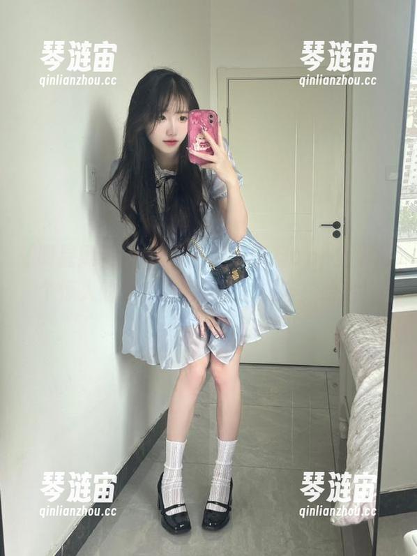 今天又在明星黑料app上看到个惊人的瓜，心情宛如过山车，哈哈！
