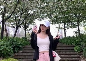 刷遍网页，黑料吃瓜好料满满，反差免费让人越看欲罢不能