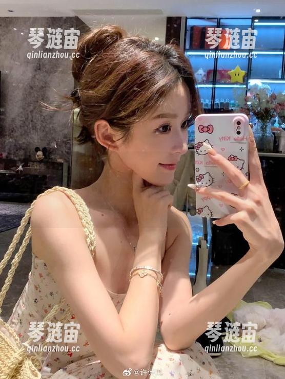黑料网地址最近似乎有点故障，今日黑料首页的爆料是何方神圣？运气不佳没翻到好料呀。